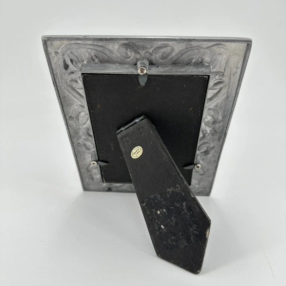 Pewter Tone Embossed Scroll Metal Picture Frame for 3.5x5 Photo Silver Decor